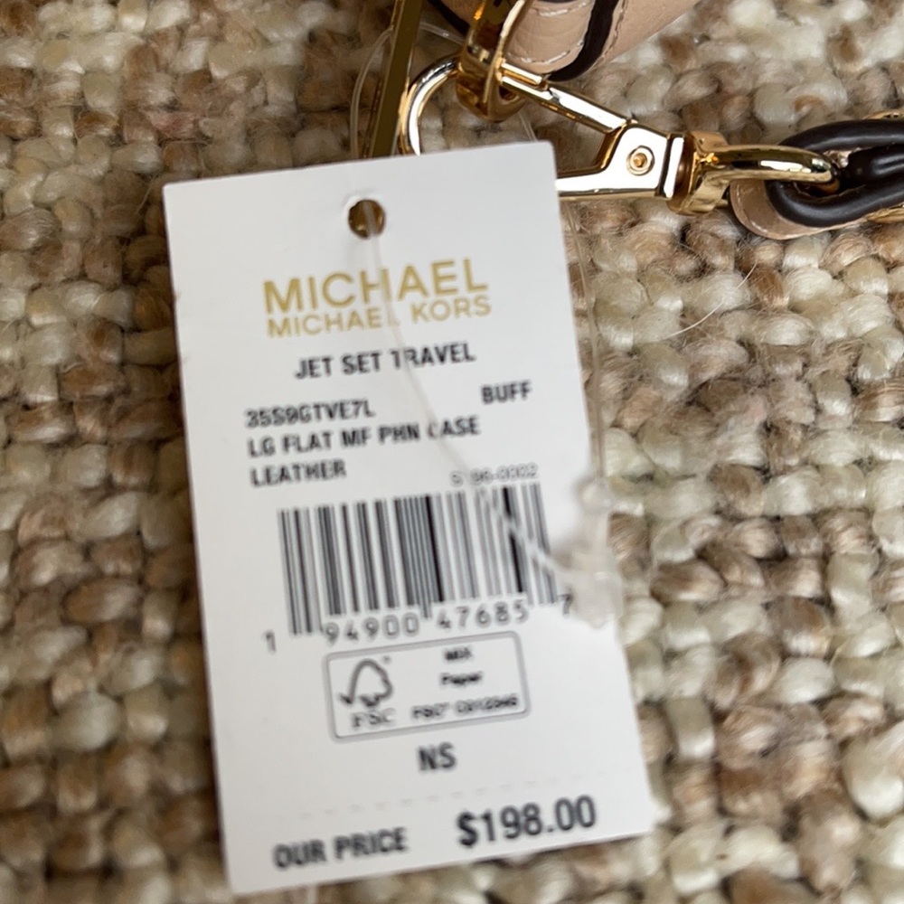 Michael Kors Jet Set Travel LG Flat MF Phone Case - Picture 11 of 16